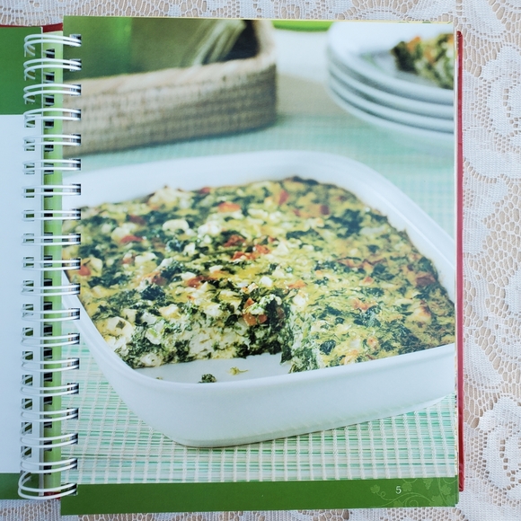 Homestyle Casseroles recipe book Brand Names Spiral bound great condition - Picture 10 of 17
